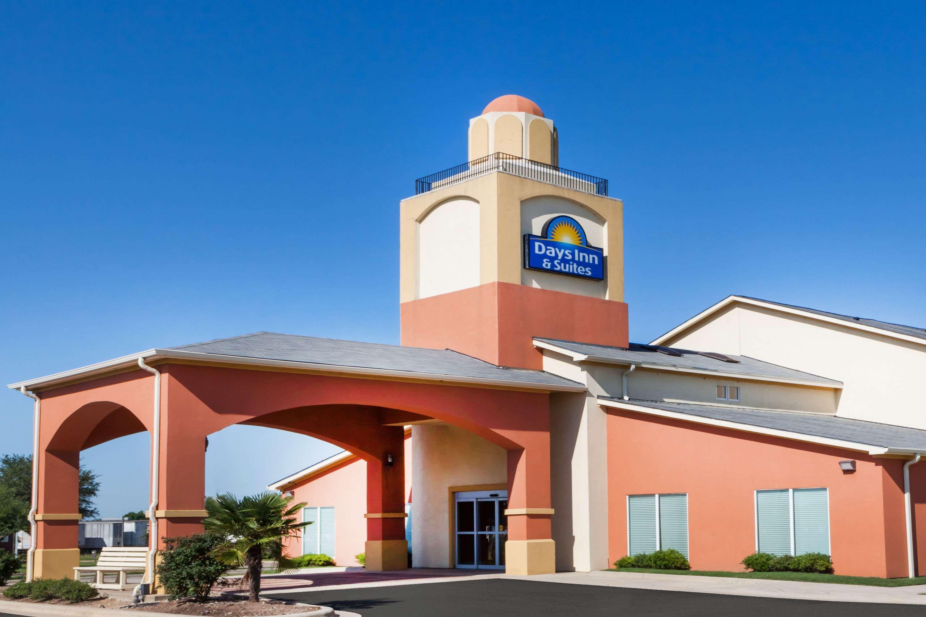 Days Inn & Suites By Wyndham Marquez Exterior foto